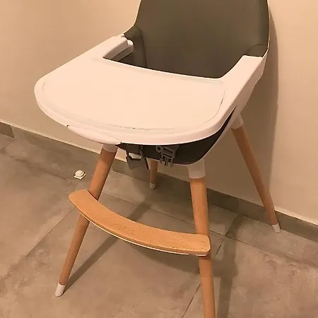 Plaza Concepcion Garcia Redondo, 1 *